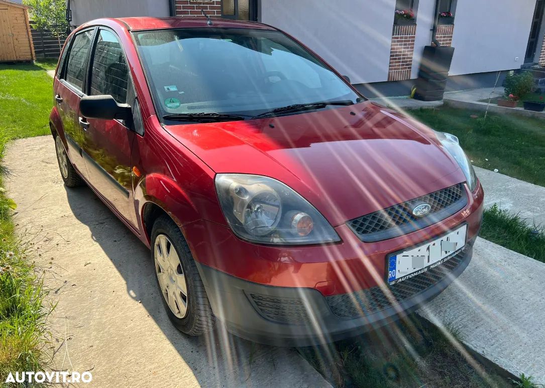 Ford Fiesta 1.3i Comfort - 1