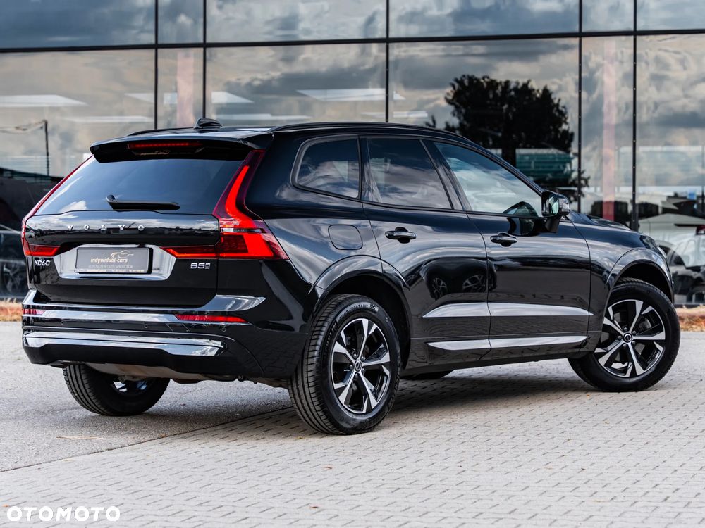 Volvo XC 60 B5 B AWD Ultimate Bright - 13