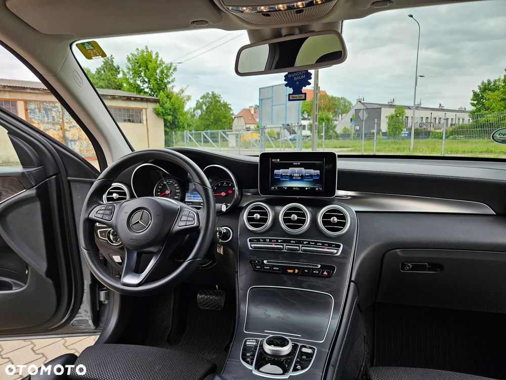 Mercedes-Benz GLC - 7