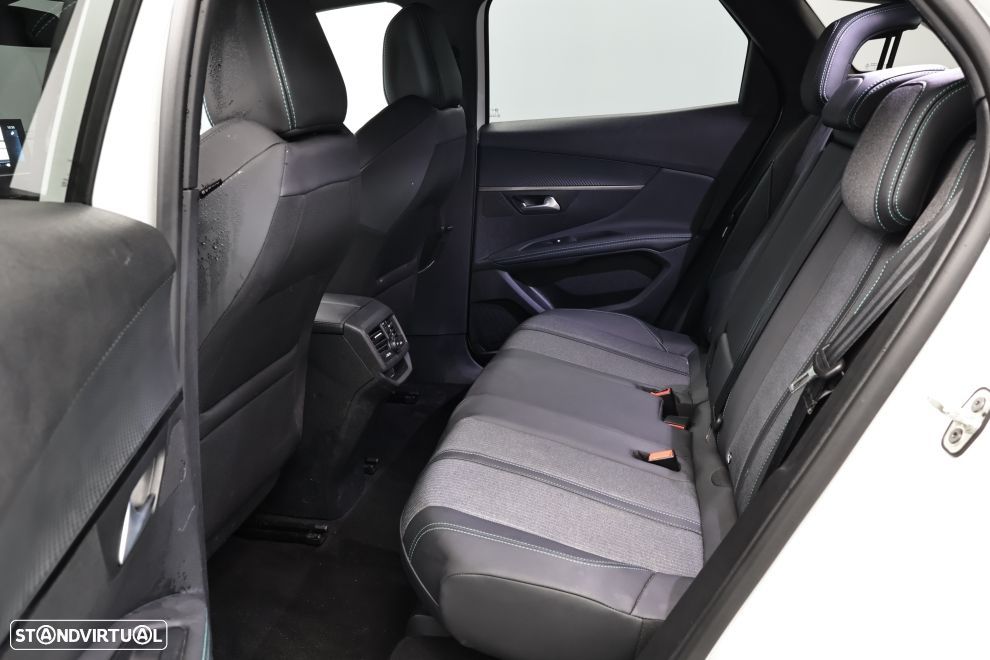 Peugeot 3008 1.2 PureTech Allure Pack - 25