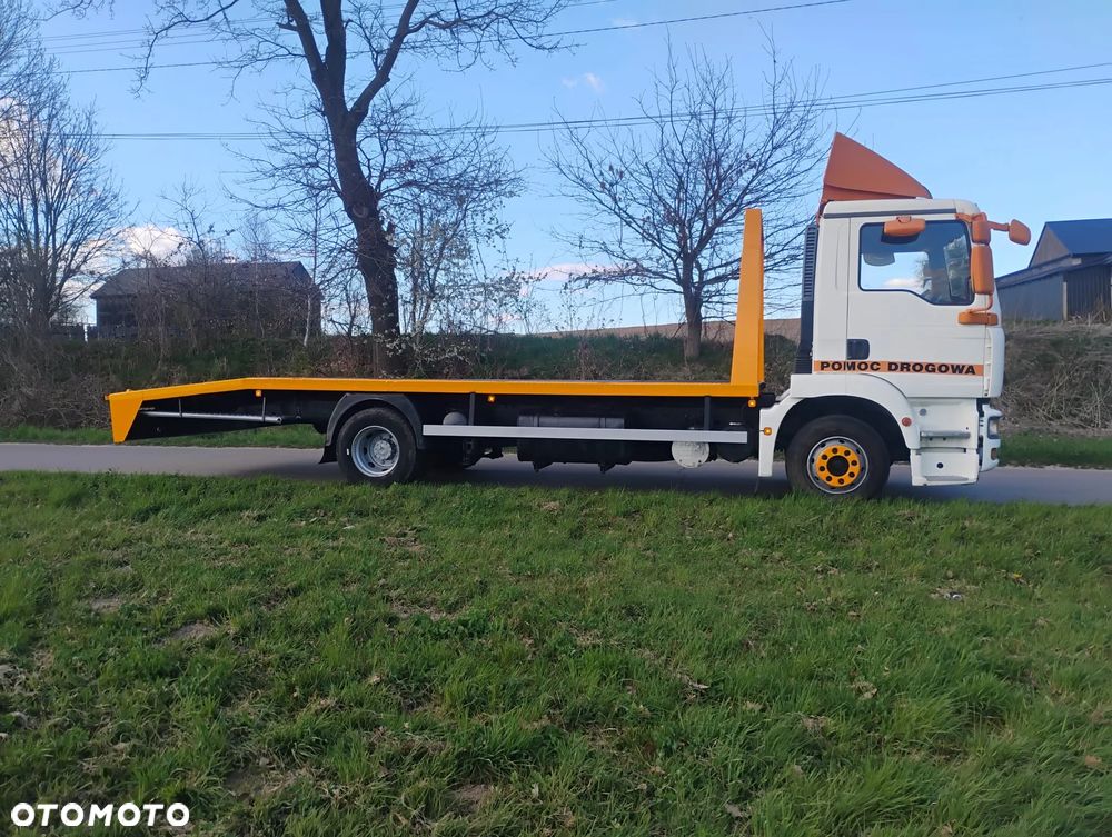 MAN Tgm 15 280 pojazd specjalny pomoc drogowa autolaweta - 2