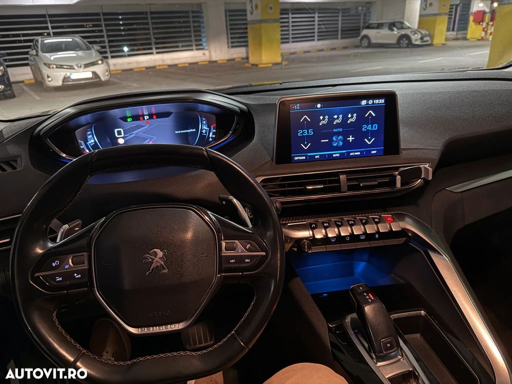 Peugeot 3008 1.6 BlueHDI S&S EAT6 Active - 16