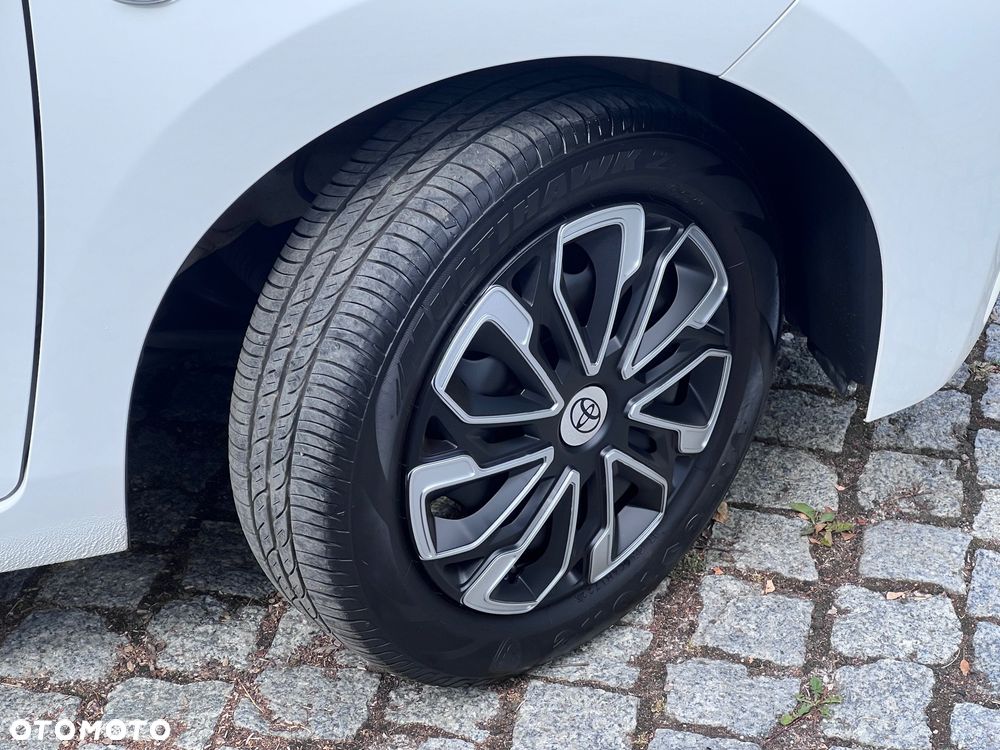 Toyota Aygo x - 33