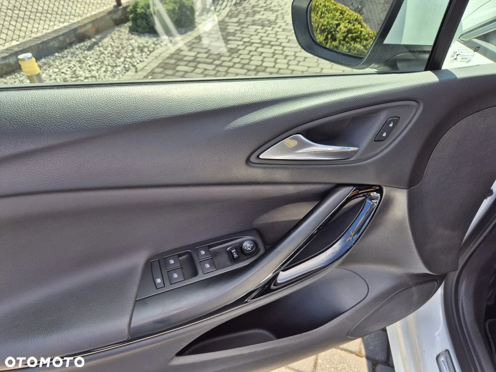 Opel Astra 1.6 BiTurbo D Start/Stop Ultimate - 16