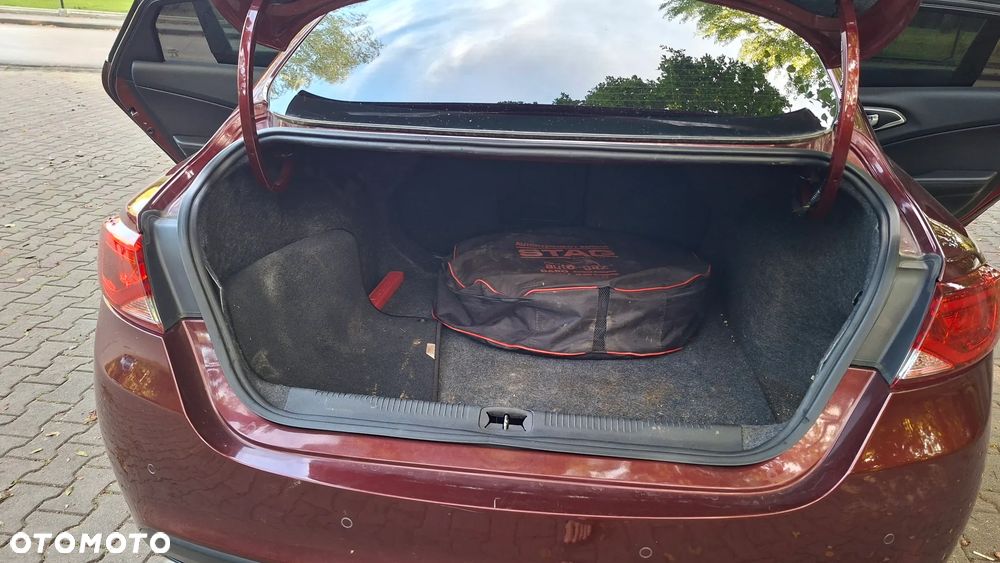 Chrysler 200 - 12