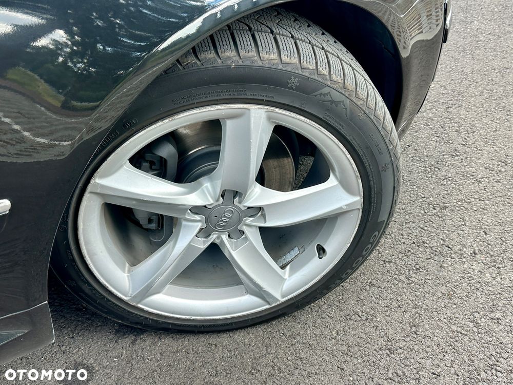 Audi A8 - 17
