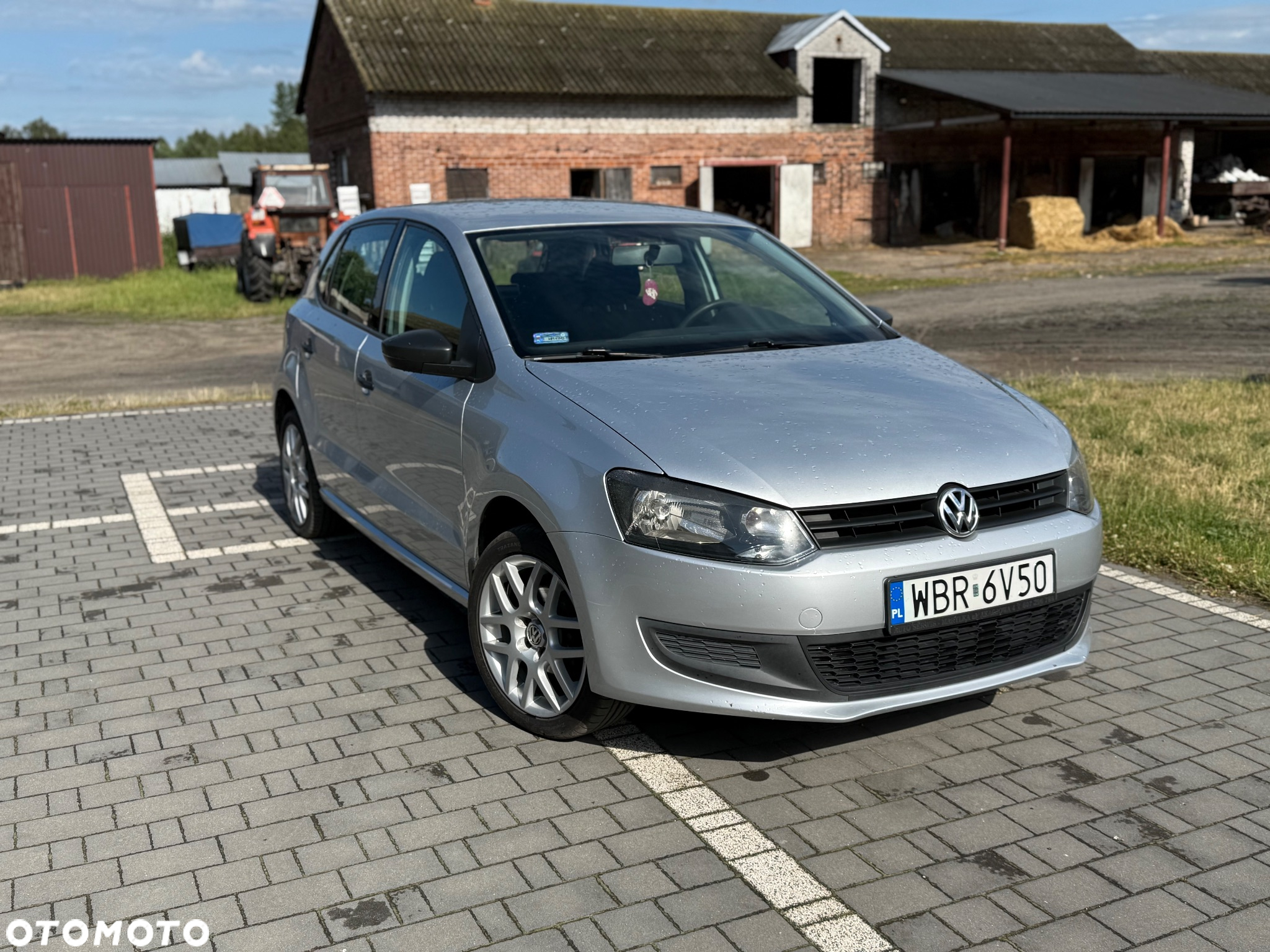 Volkswagen Polo 1.4 16V Comfortline - 2