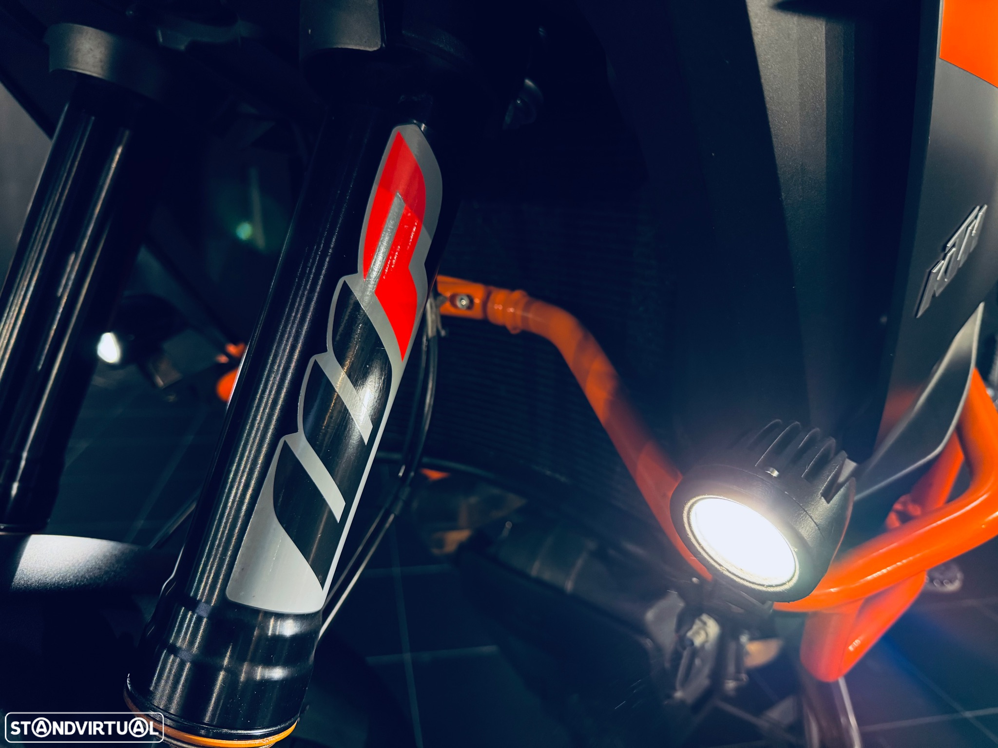 KTM 1290 Super Adventure S - 20
