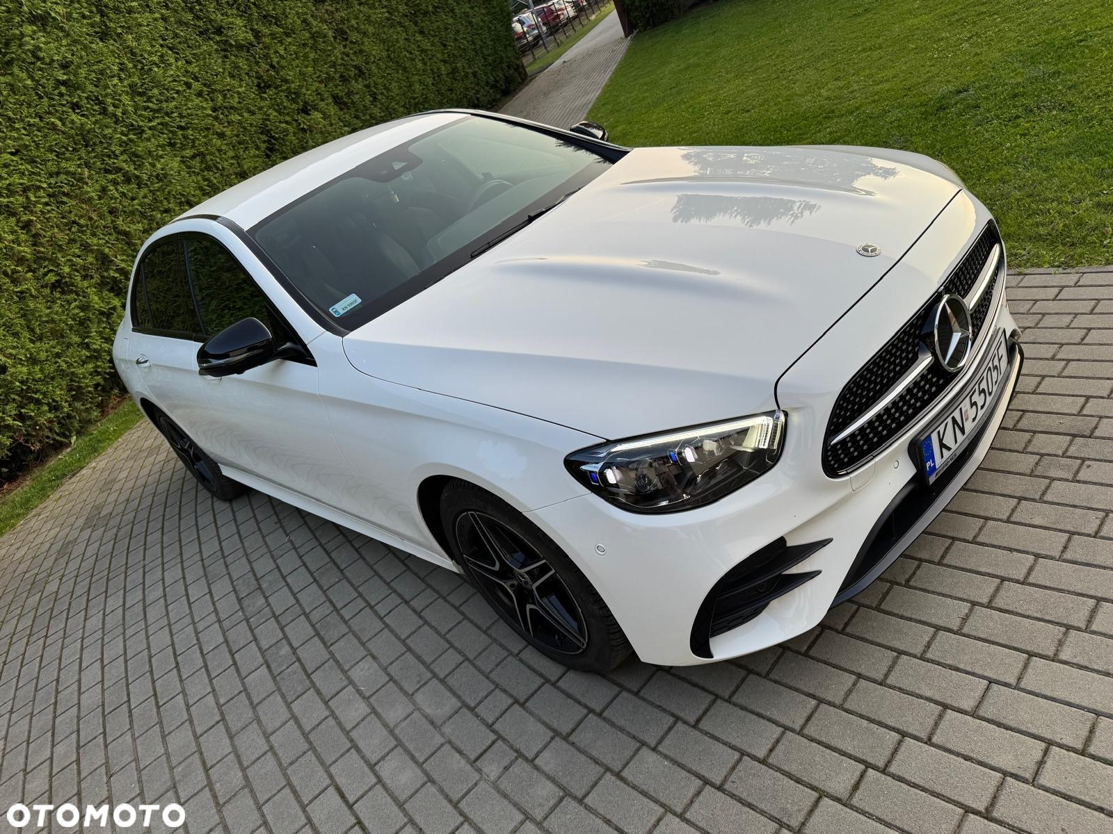 Mercedes-Benz Klasa E 220 d Coupe 4-Matic AMG - 5
