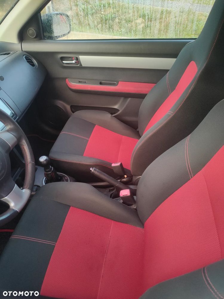 Suzuki Swift 1.6 Sport - 12