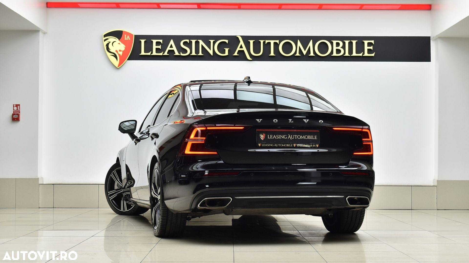 Volvo S60 T8 Recharge AWD Geartronic RDesign - 7