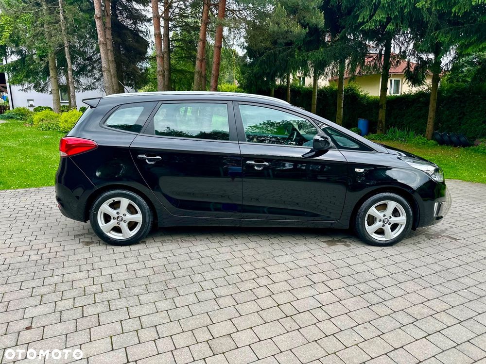 Kia Carens 1.6 GDI Edition 7 - 10