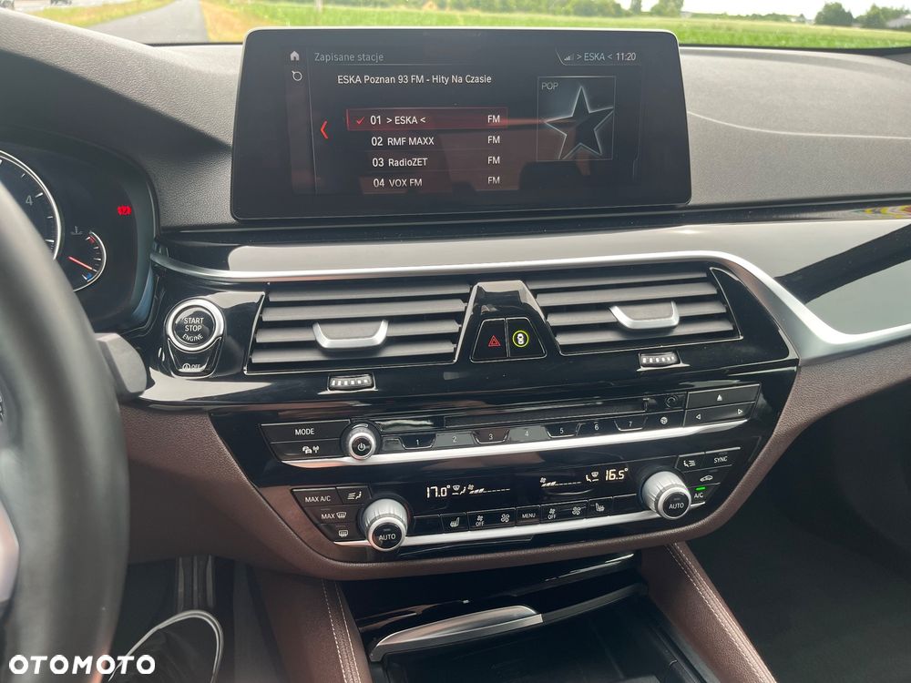 BMW Seria 5 540d xDrive M Sport sport - 25