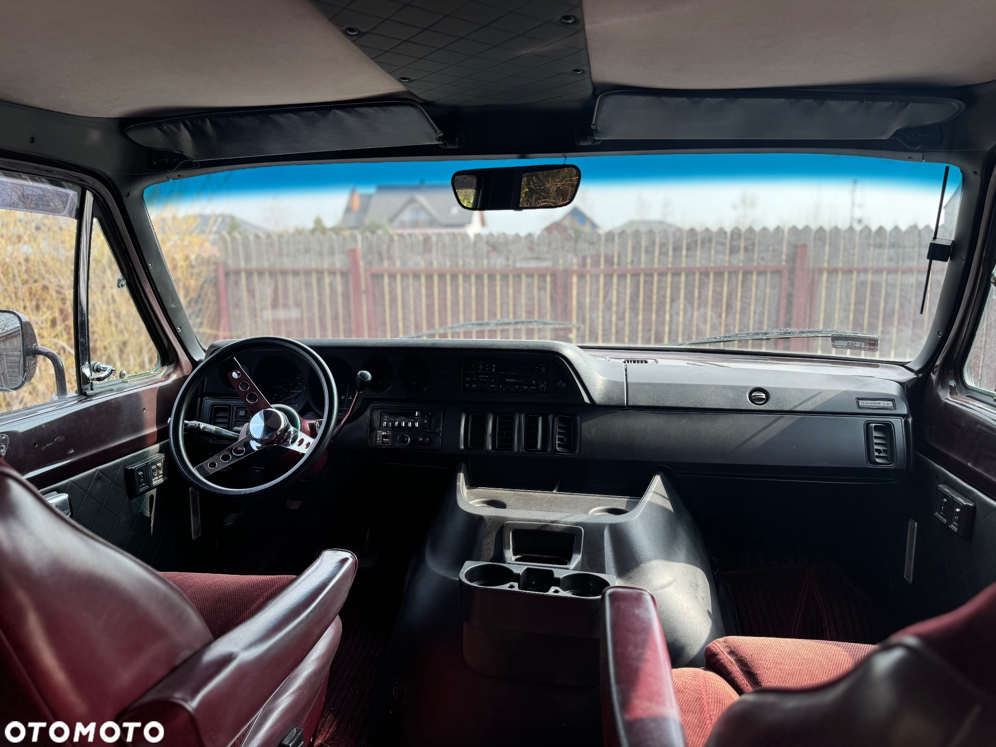 Dodge Inny - 13