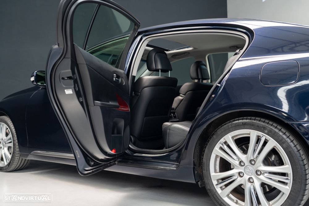 Lexus GS 450h - 22