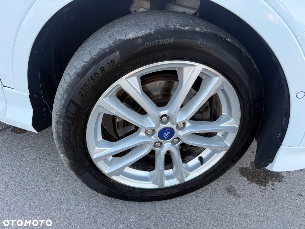 Ford Kuga 2.0 TDCi 4x4 ST-Line - 11