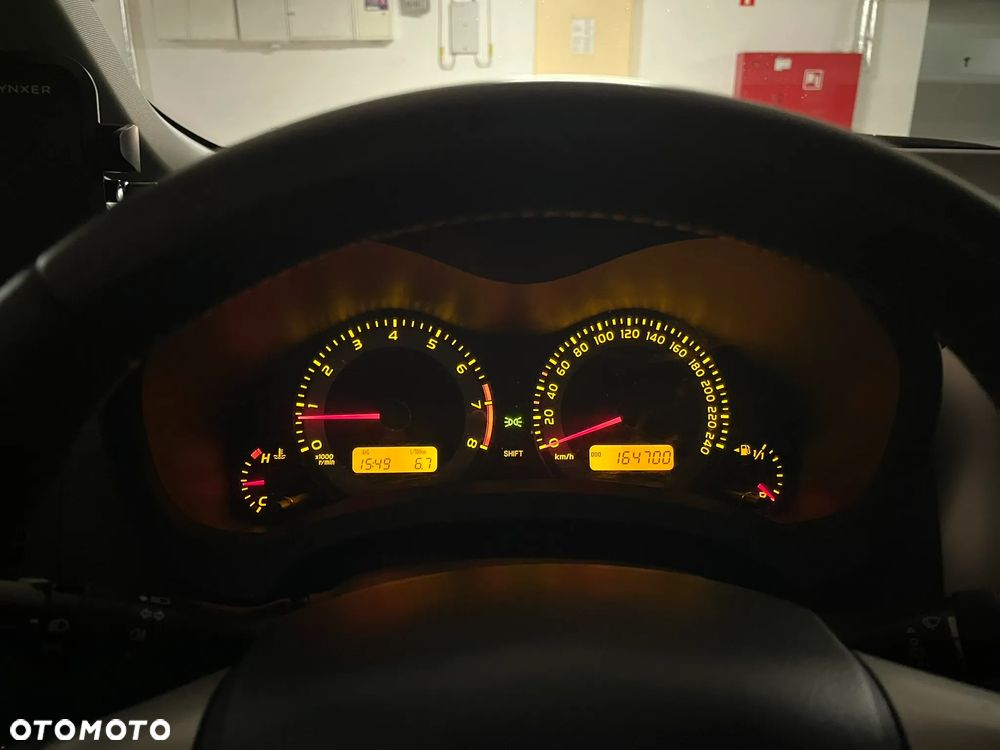 Toyota Auris 1.8 Premium - 7