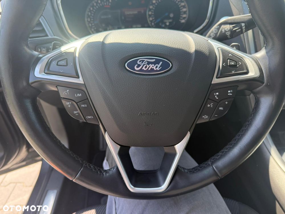 Ford Mondeo 2.0 EcoBoost Titanium - 13