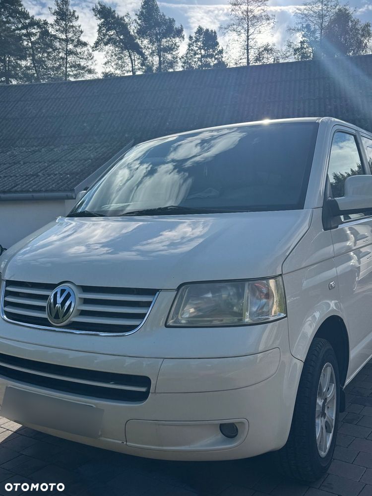 Volkswagen Caravelle - 4