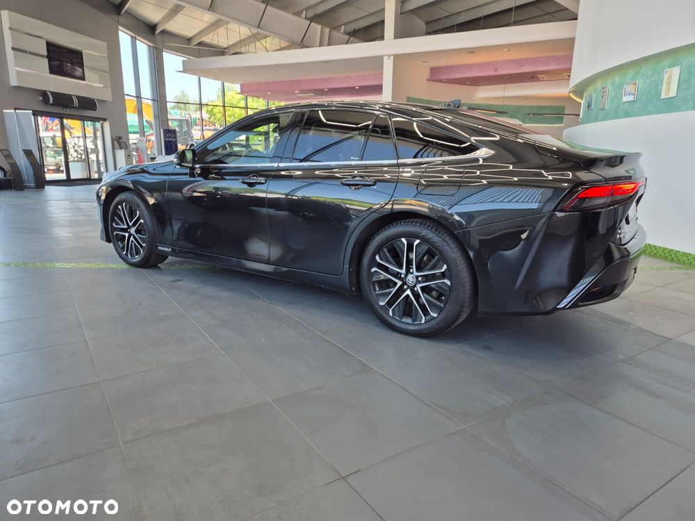 Toyota Mirai Executive - 11