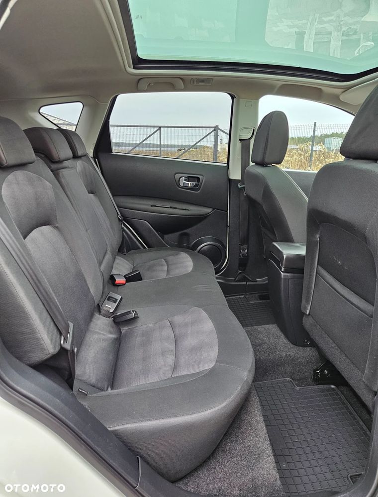 Nissan Qashqai 1.6 dCi 4 x 4 DPF Start/Stop I-Way - 8