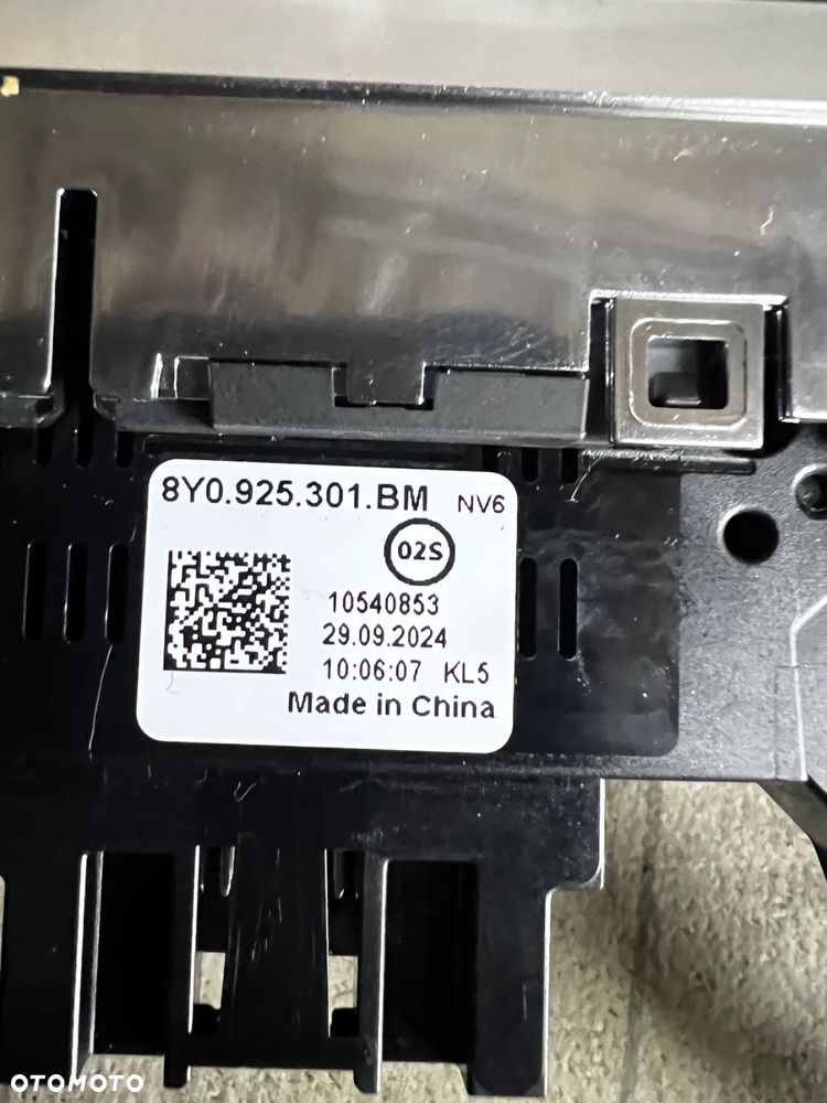 S3 8Y A3 LIFT PANEL STEROWANIA PRZYCISKI WIELOFUNKCYJNY 8Y0925301BM 2024R - 3
