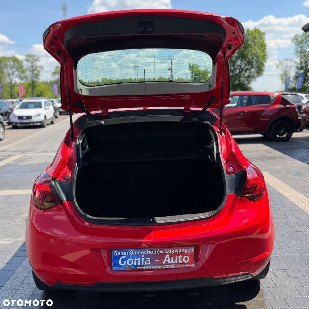 Opel Astra - 11