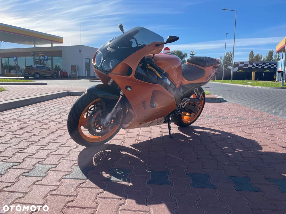 Kawasaki ZXR - 6