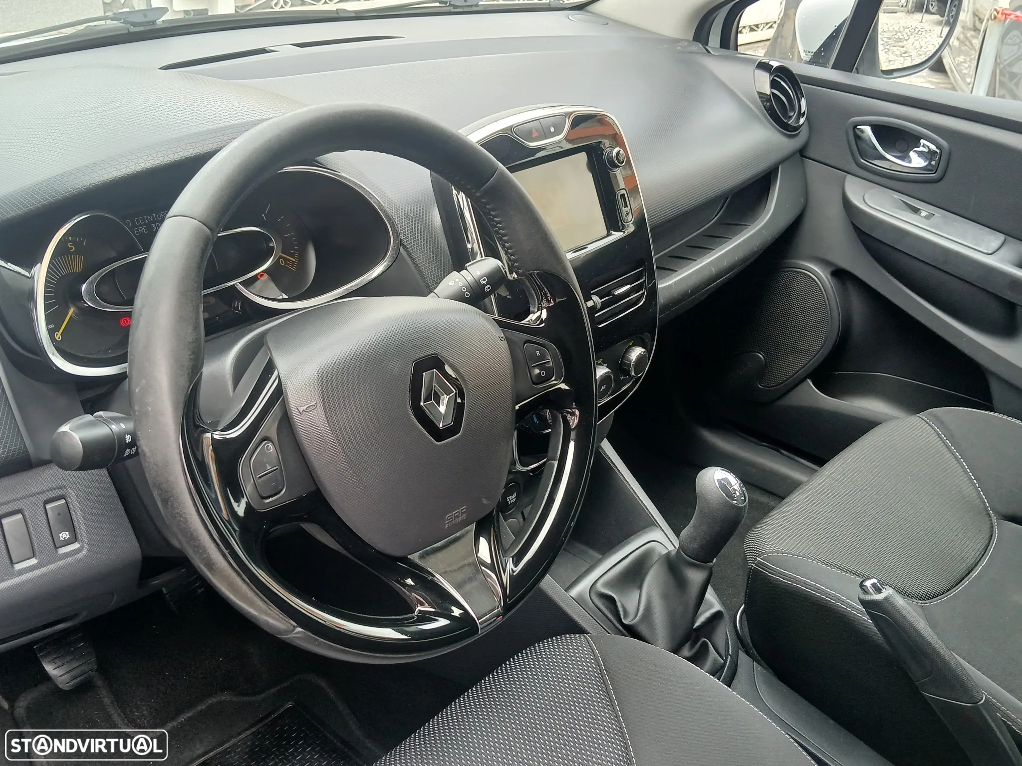 Renault Clio 1.5 dCi Confort - 13