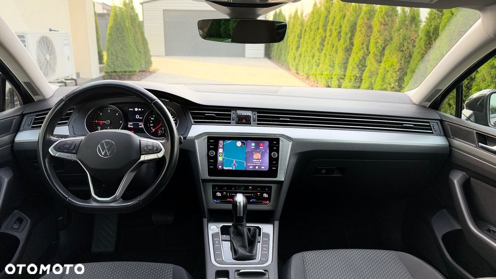 Volkswagen Passat - 17