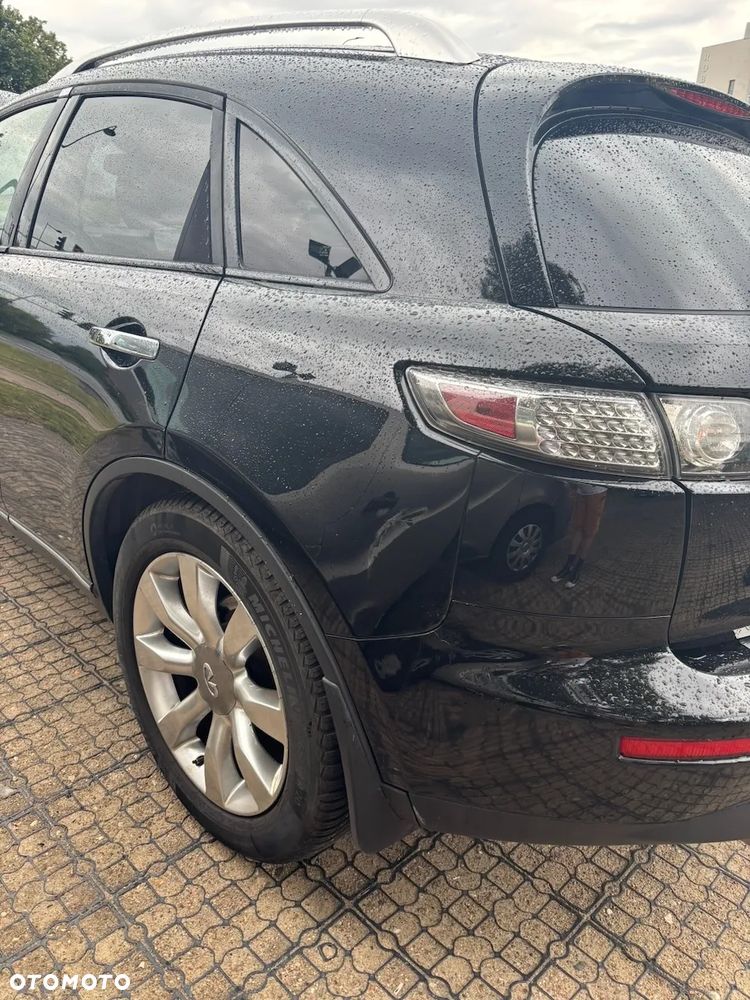 Infiniti FX - 17