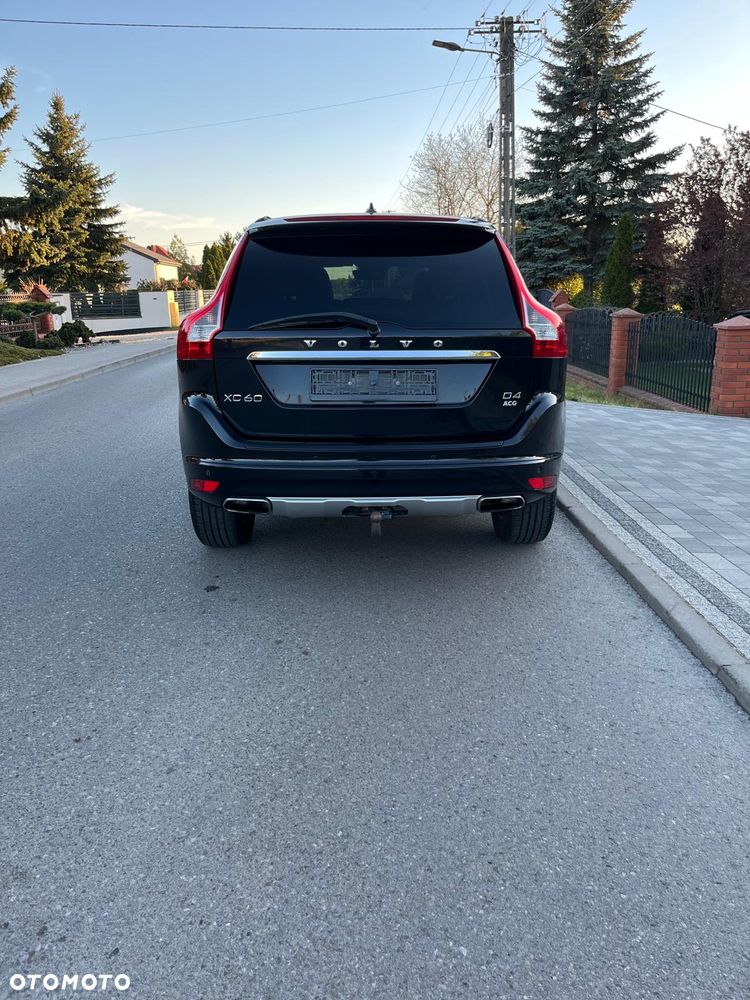 Volvo XC 60 D4 Momentum - 8
