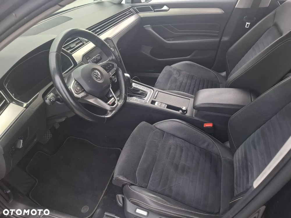 Volkswagen Passat 2.0 TDI 4Mot Elegance DSG - 10