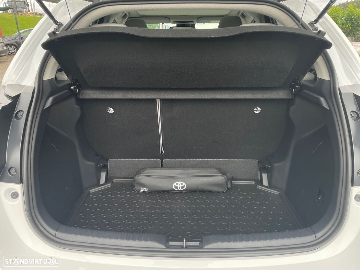 Toyota Yaris 1.5 HDF Luxury - 10