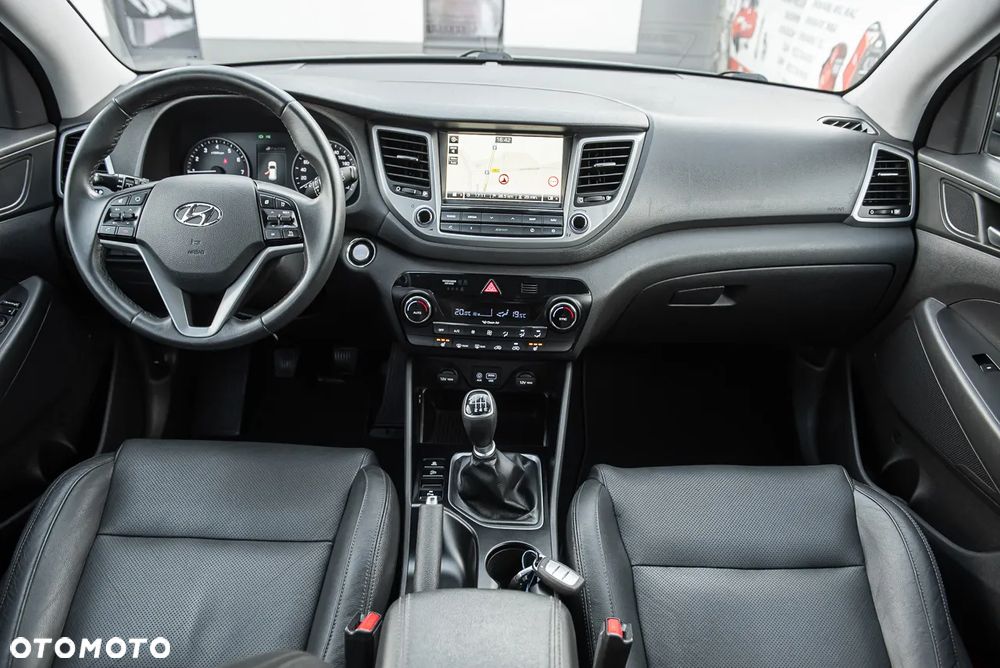 Hyundai Tucson 1.6 GDi 2WD Premium - 28