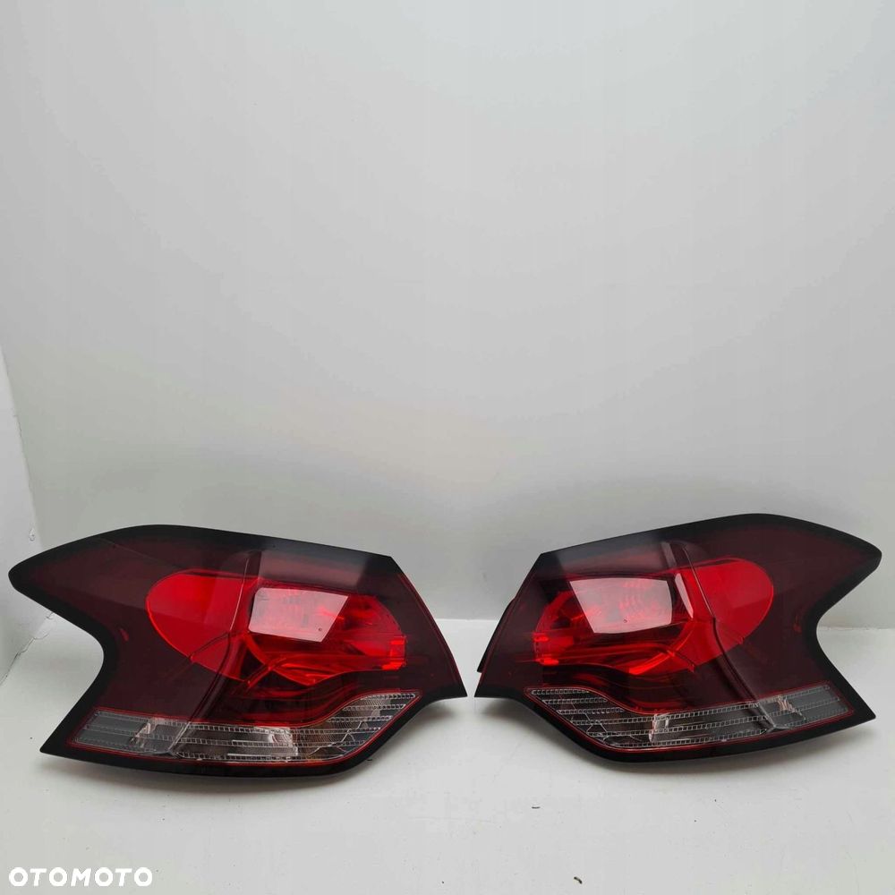 citroen ds4 lampa tył tylna lewa prawa w błotnik eu - 1
