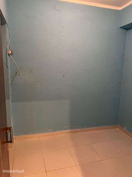 Alugo T0 na Reboleira - Grande imagem: 4/6