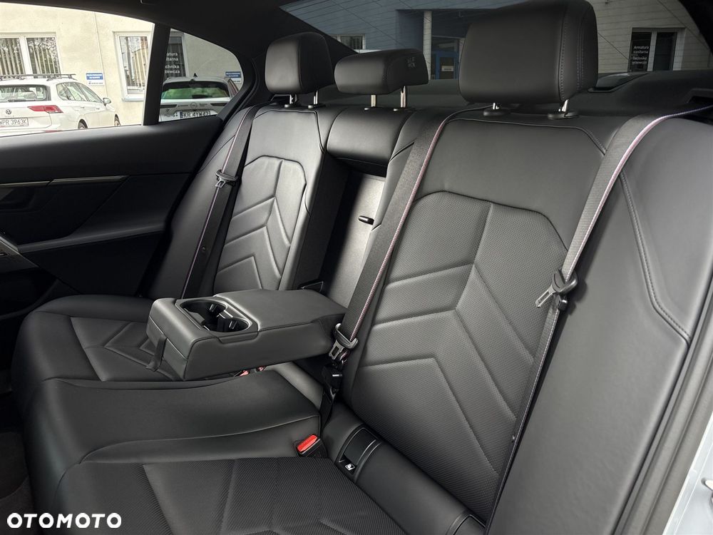 BMW Seria 5 - 21