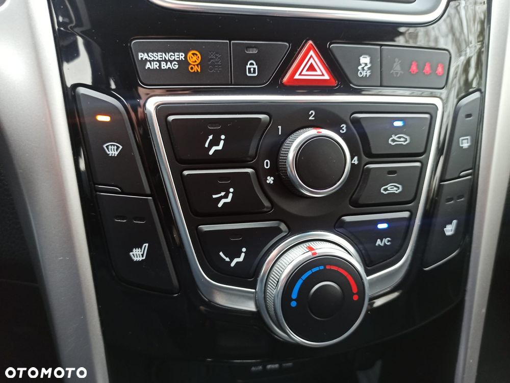 Hyundai i30 1.6 CRDi Comfort - 19