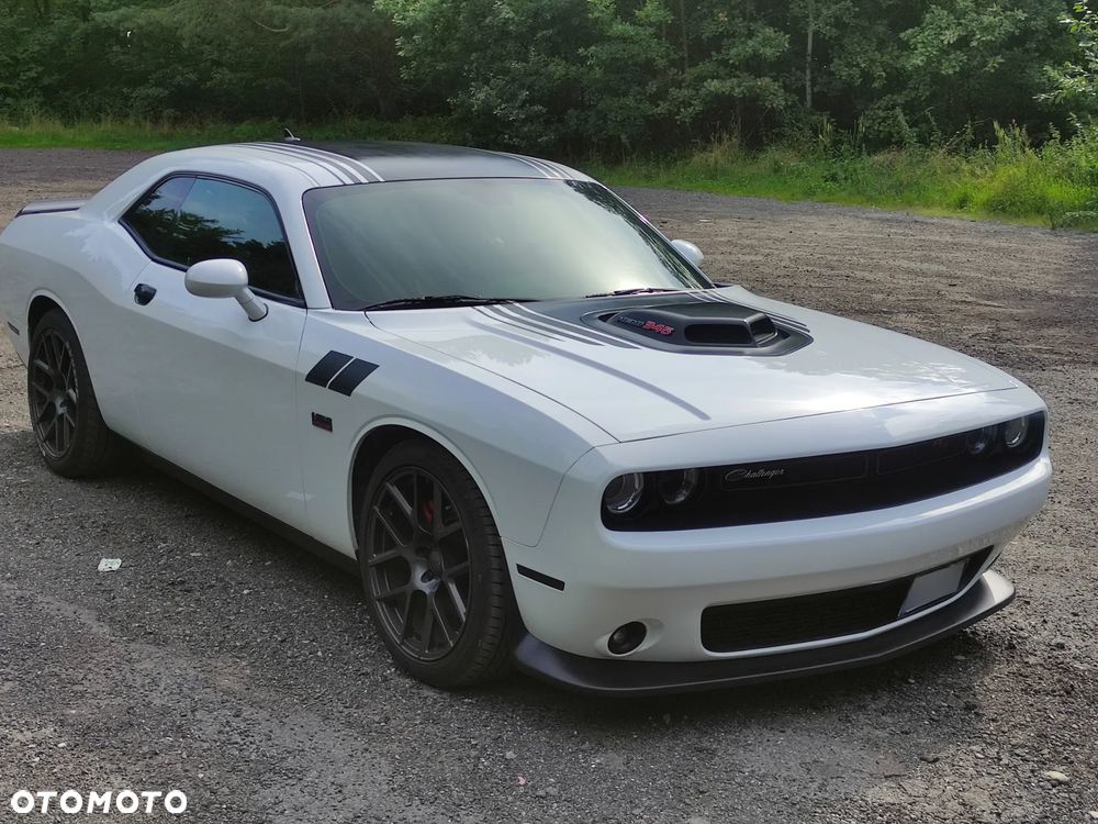 Dodge Challenger - 3