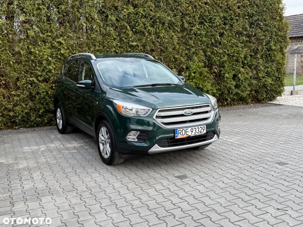 Ford Kuga - 2