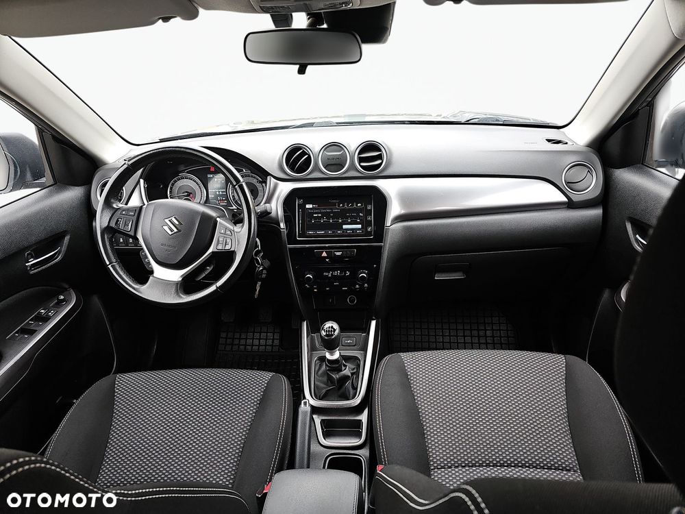 Suzuki Vitara 1.4 Boosterjet SHVS Premium 2WD - 16