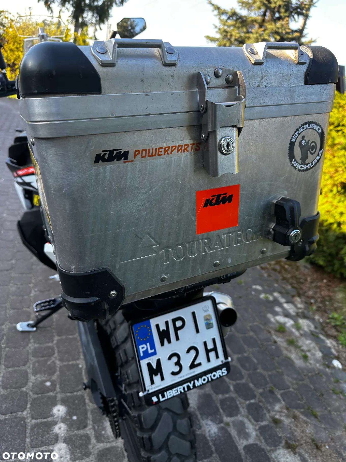 KTM Adventure - 10