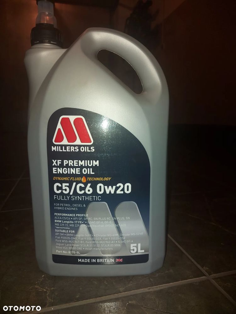 Land Rover Discovery Sport 2.0 Si4 HSE - 18