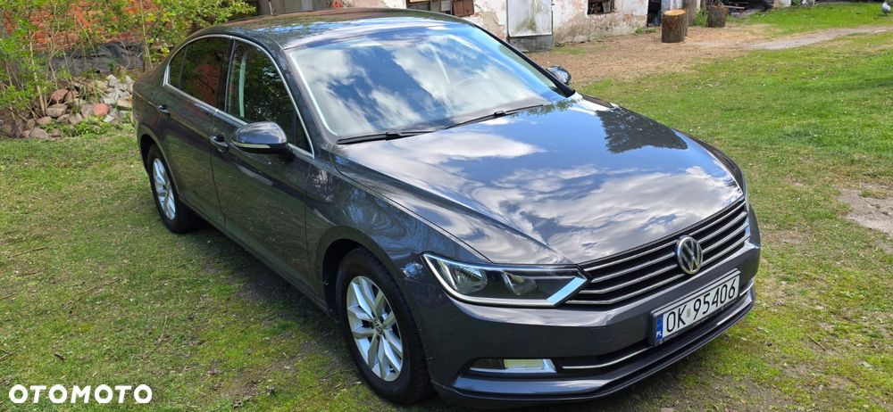 Volkswagen Passat 2.0 TDI SCR Comfortline - 6
