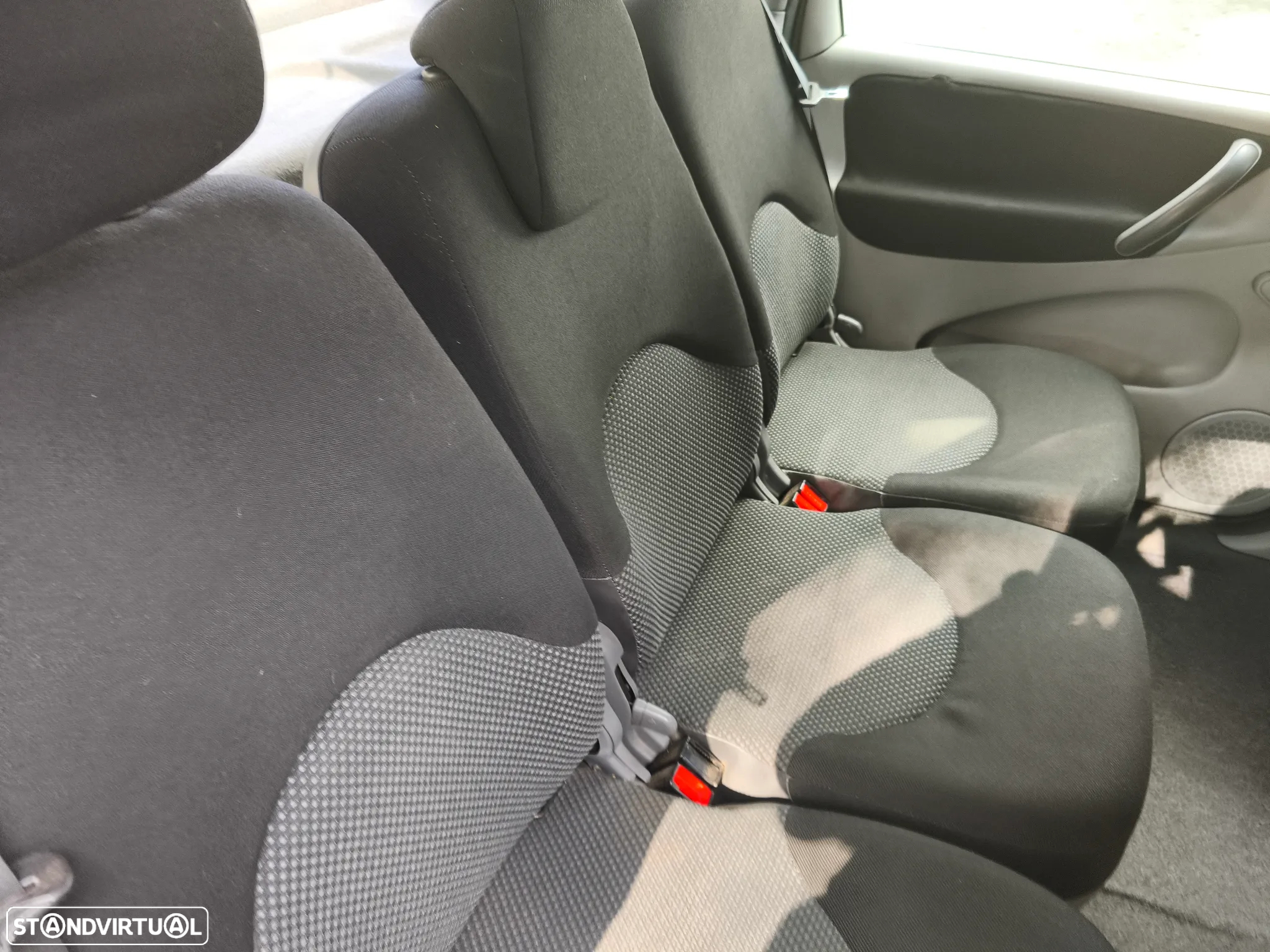 Citroën Xsara Picasso 1.6 HDi SX - 27