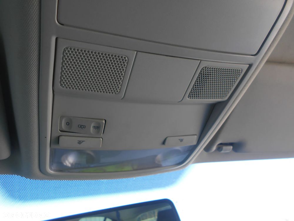 VOLKSWAGEN GOLF PLUS V 5 1.6B 2007R. KOD LAKIERU LC5F - 15