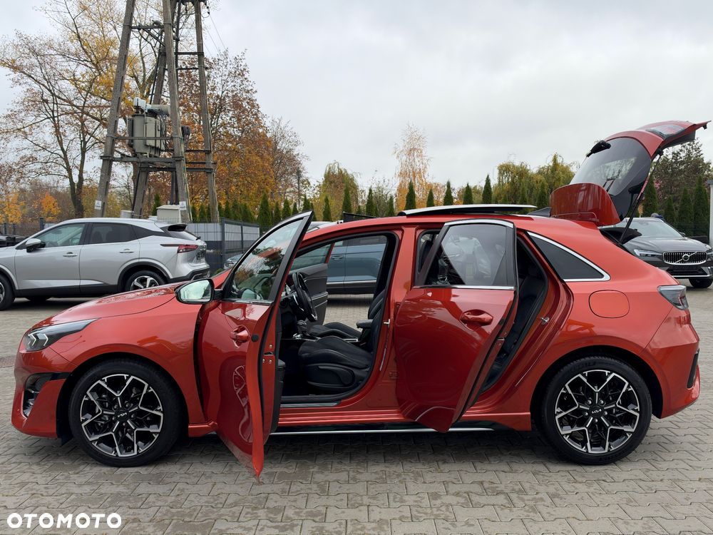 Kia Ceed 1.5 T-GDI MHEV GT-Line - 16