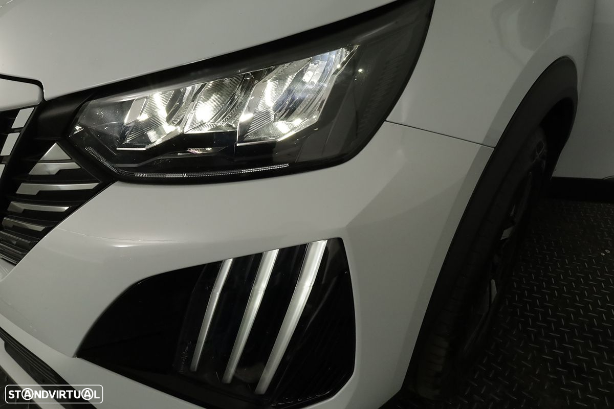 Peugeot 2008 1.2 PureTech Allure EAT8 - 6