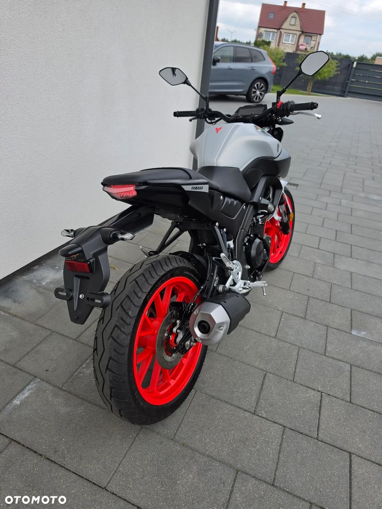 Yamaha MT - 15